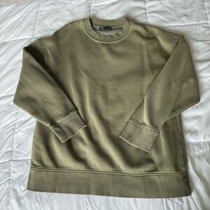 Zara Oversize crewneck